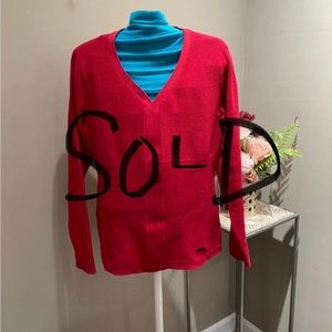 Burberry women red sweater size Large